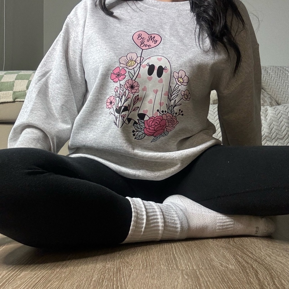 Crewneck sweater - Picture 8 of 11